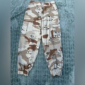 Forever 21 Camouflage Cargo Pants - Brown and Cream